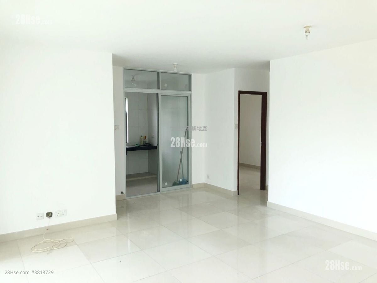 Village Rental 2 Bedrooms , 1 Bathroom 650 ft²