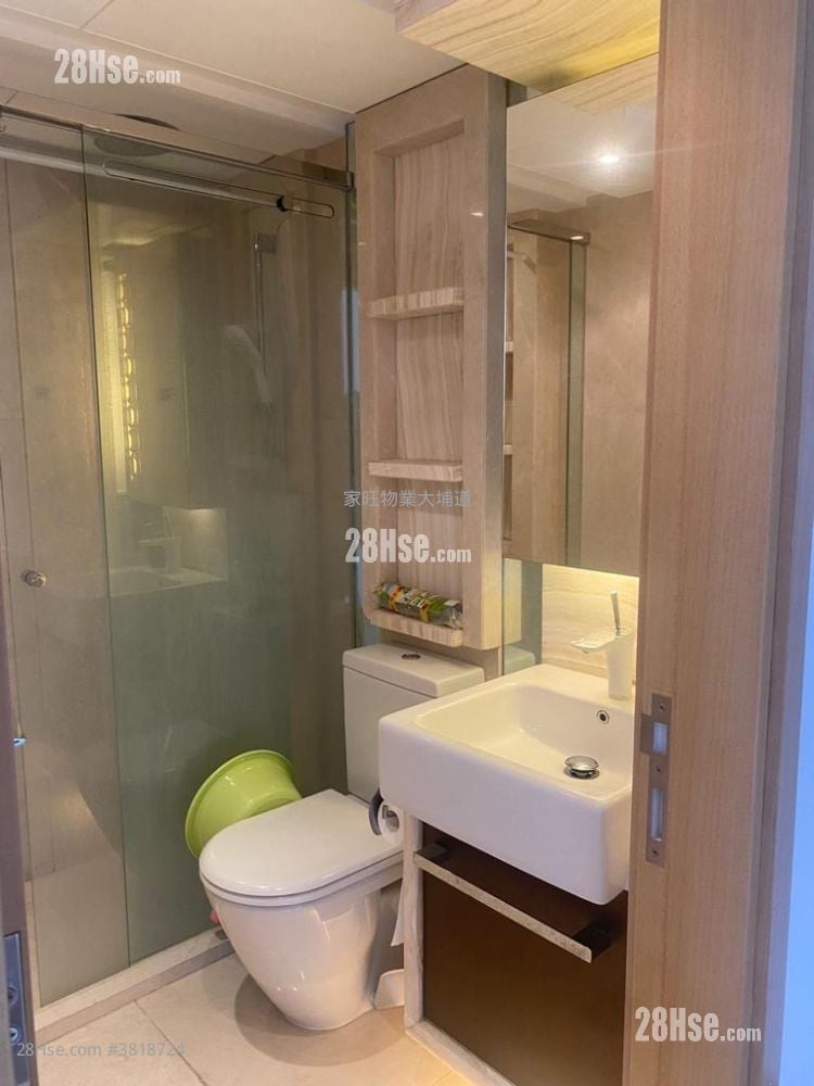 Macpherson Place Sell 1 Bedroom , 1 Bathroom 398 ft²