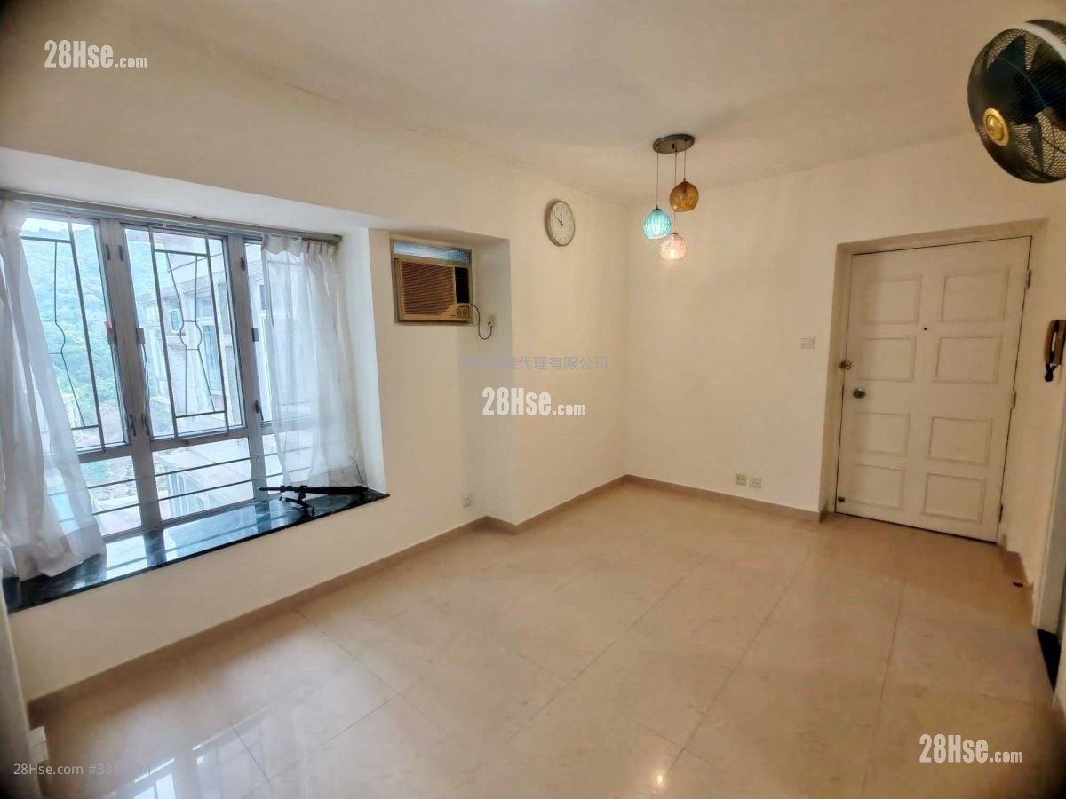 Tsuen King Garden Sell 2 Bedrooms , 1 Bathroom 380 ft²