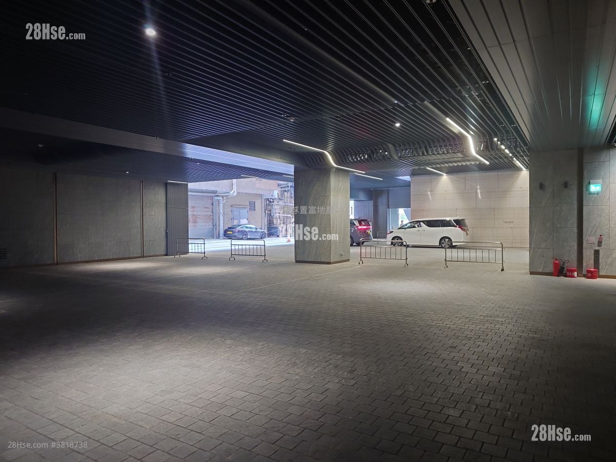 四洲集团中心 售盘 10,895 平方尺