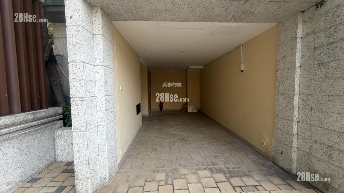 其它: 可泊两车