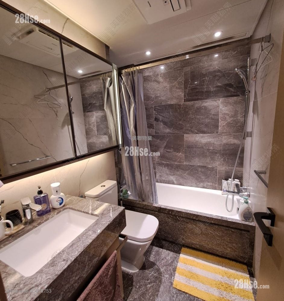 Malibu Sell 2 Bedrooms , 1 Bathroom 459 ft²