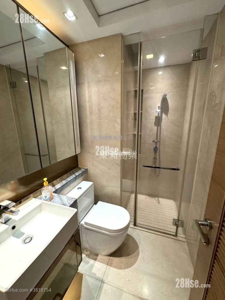 Century Link Sell 2 Bedrooms , 1 Bathroom 483 ft²