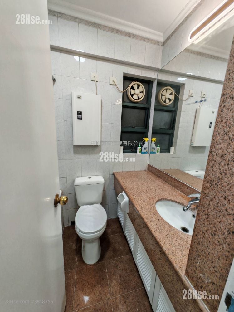 Hang King Garden Rental 3 Bedrooms , 1 Bathroom 525 ft²