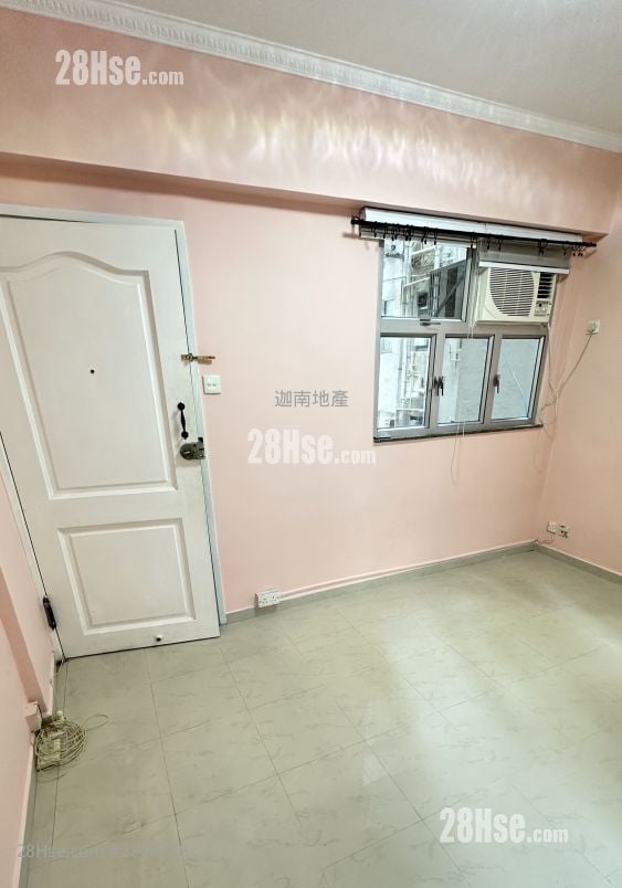 Hang Wan Building Rental 2 Bedrooms , 1 Bathroom 322 ft²
