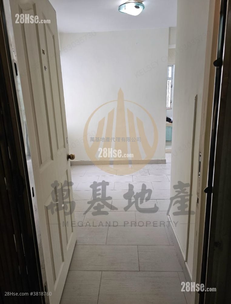 康輝大廈 售盤 1 房 , 1 浴室 249 平方呎