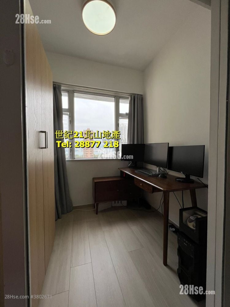 Kanfield Mansion Sell 3 Bedrooms , 2 Bathrooms 410 ft²