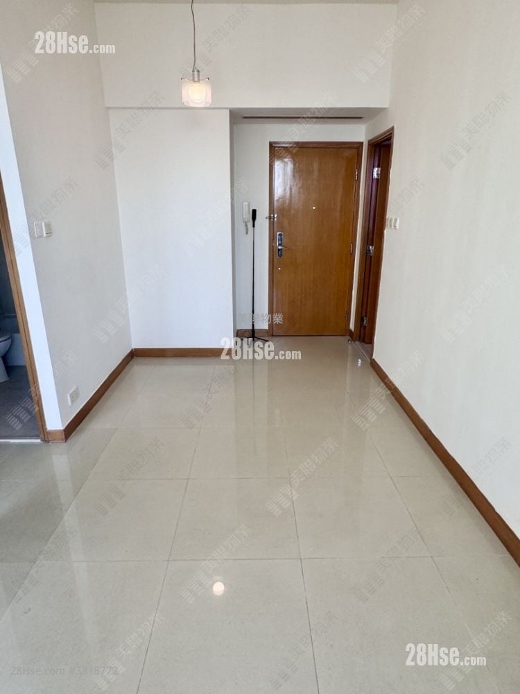 廳: 樂悠居 售盤 2 房 , 1 浴室 424 平方呎