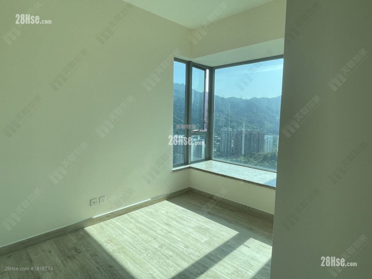 溱岸8號 售盤 4 房 , 3 浴室 1,168 平方呎