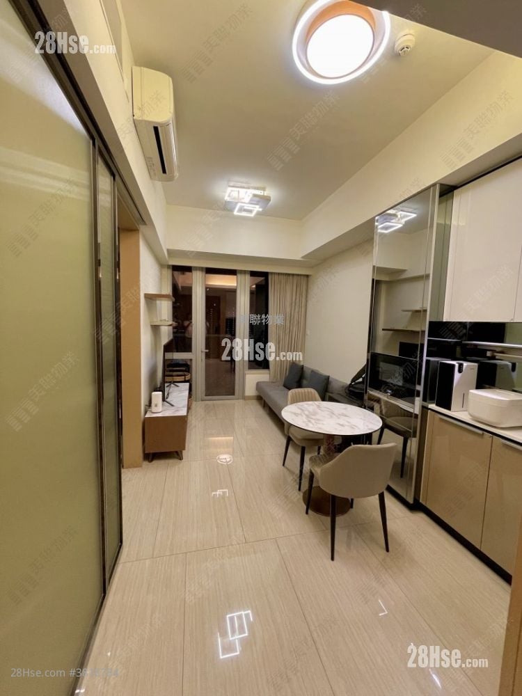 Cullinan West Rental 1 Bedroom , 1 Bathroom 358 ft²