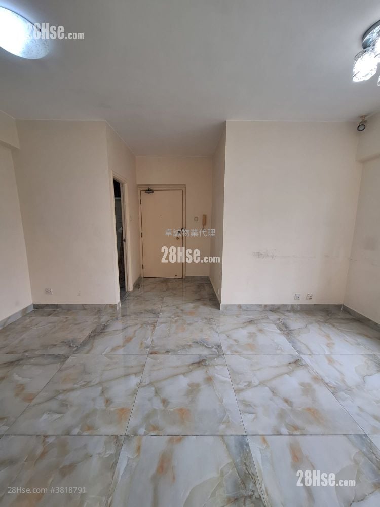 Kam Fung Garden Rental 2 Bedrooms , 1 Bathroom 527 ft²