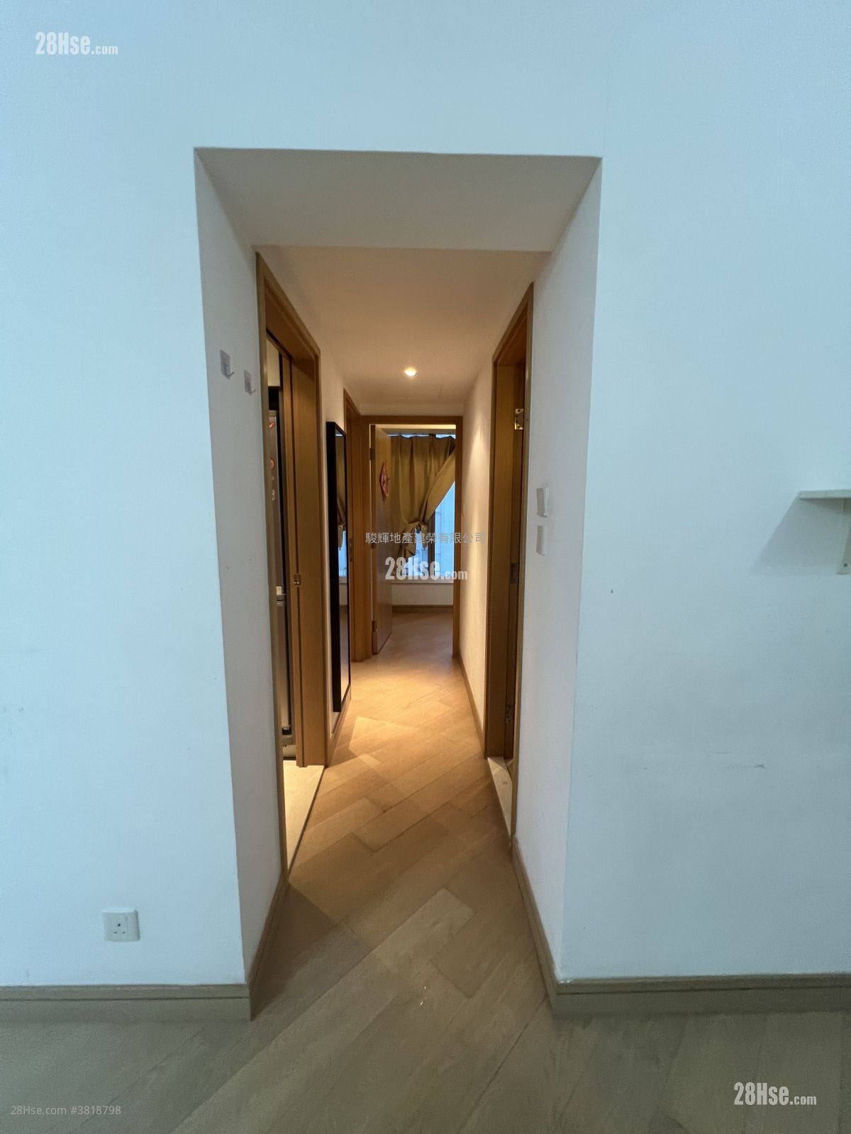 Macpherson Place Rental 2 Bedrooms , 1 Bathroom 561 ft²