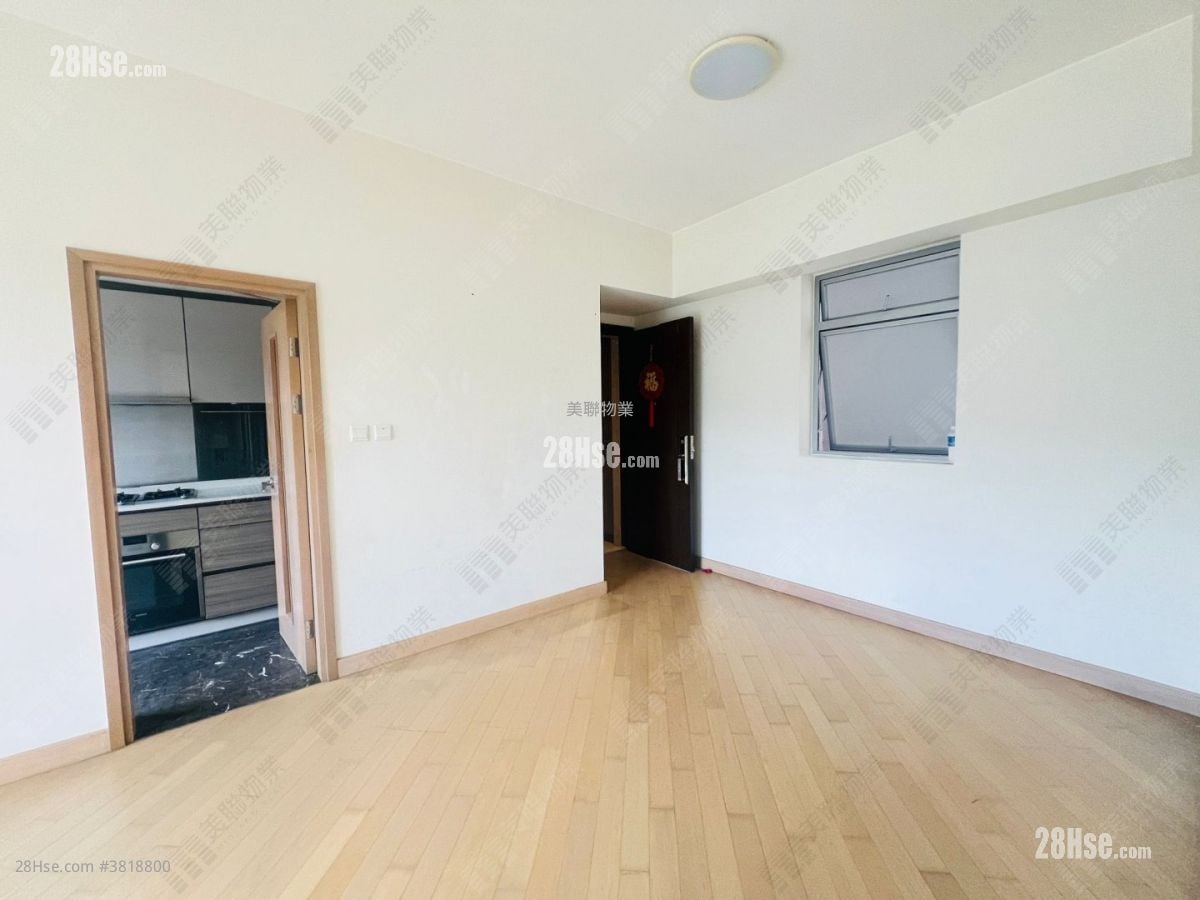 The Riverpark Rental 3 Bedrooms , 2 Bathrooms 737 ft²