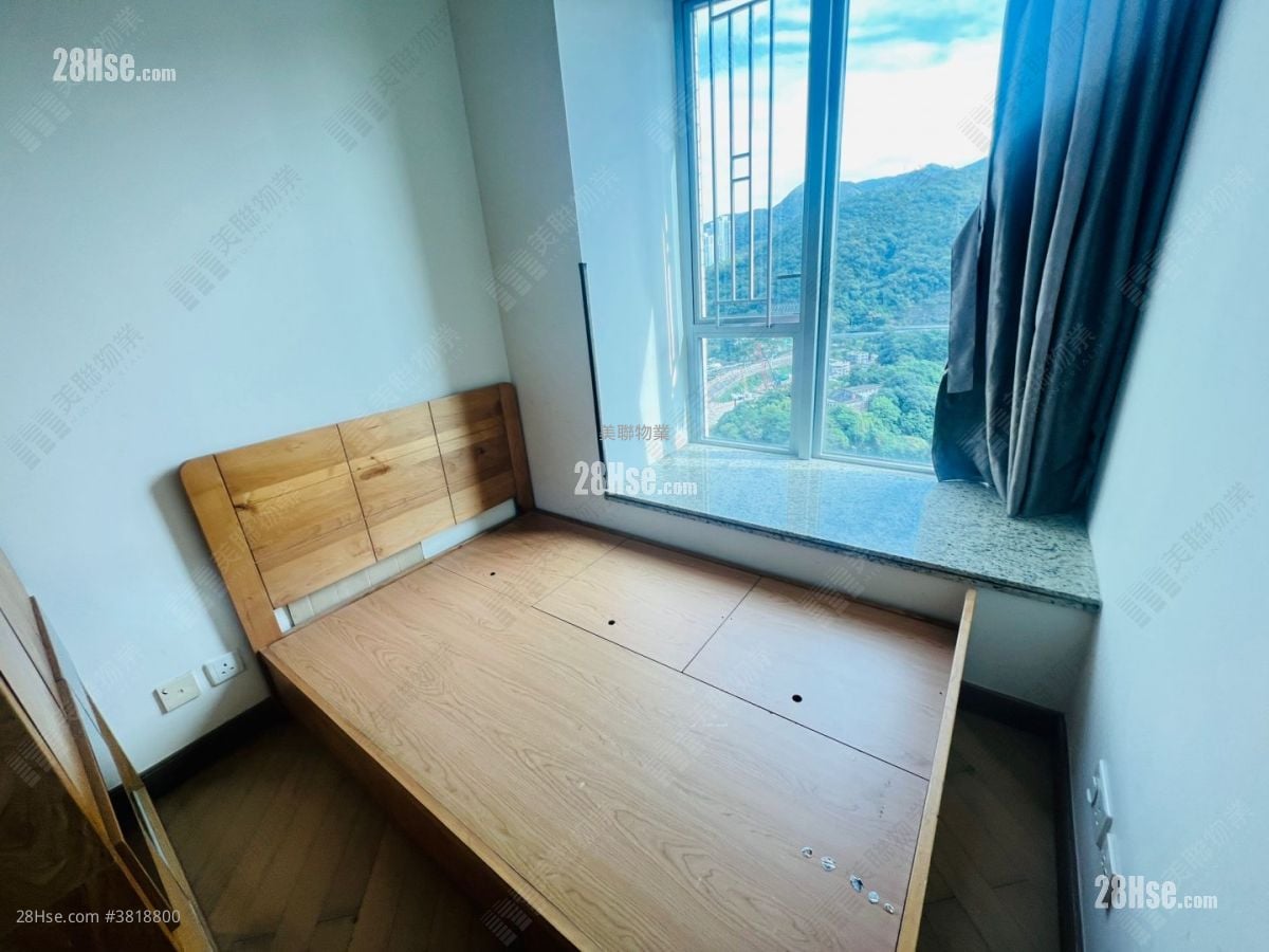 The Riverpark Rental 3 Bedrooms , 2 Bathrooms 737 ft²