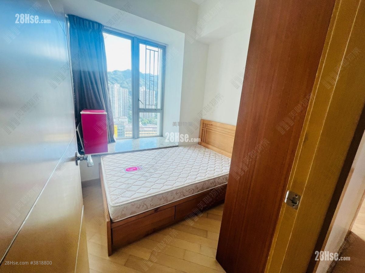 The Riverpark Rental 3 Bedrooms , 2 Bathrooms 737 ft²