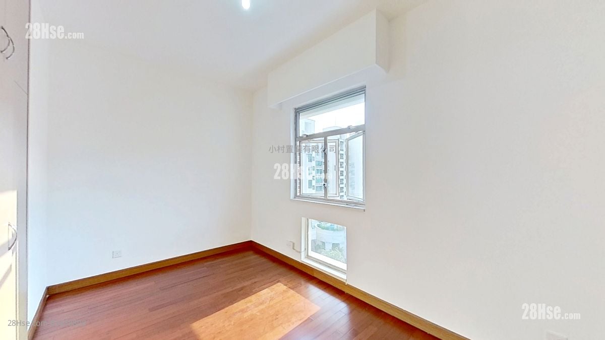 bedroom 2: 89-91 Broadcast Drive Rental 3 Bedrooms , 2 Bathrooms 2,312 ft²