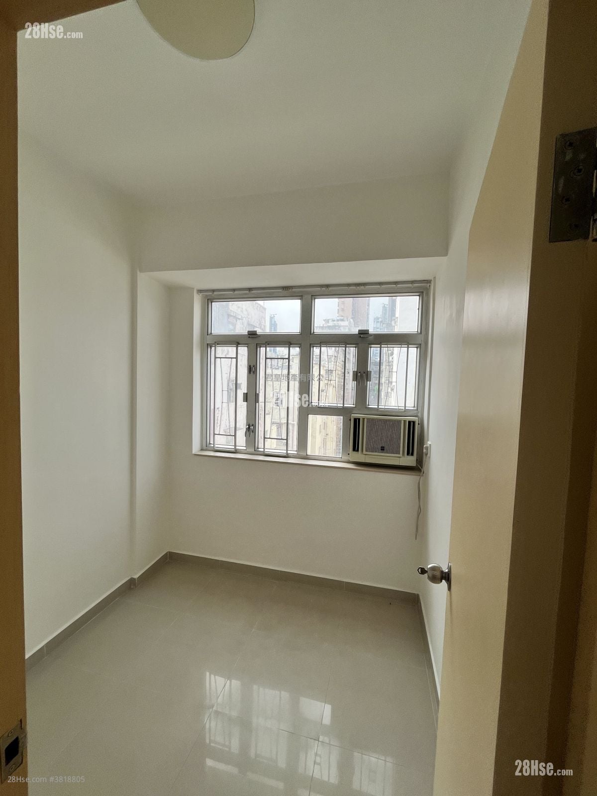 弼街楼 租盘 2 房 , 1 浴室 350 平方尺