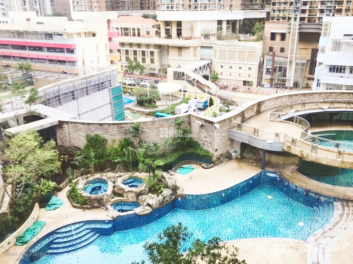 Aquamarine Sell 2 Bedrooms , 1 Bathroom 494 ft²