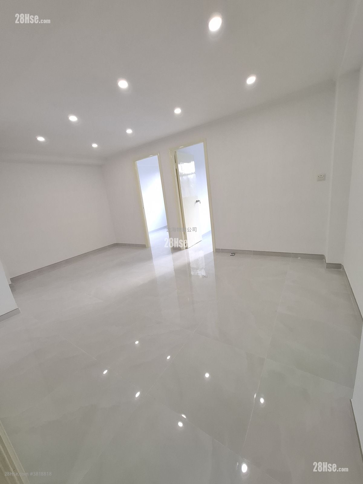 Yuen Fat Building Sell 2 Bedrooms , 1 Bathroom 501 ft²