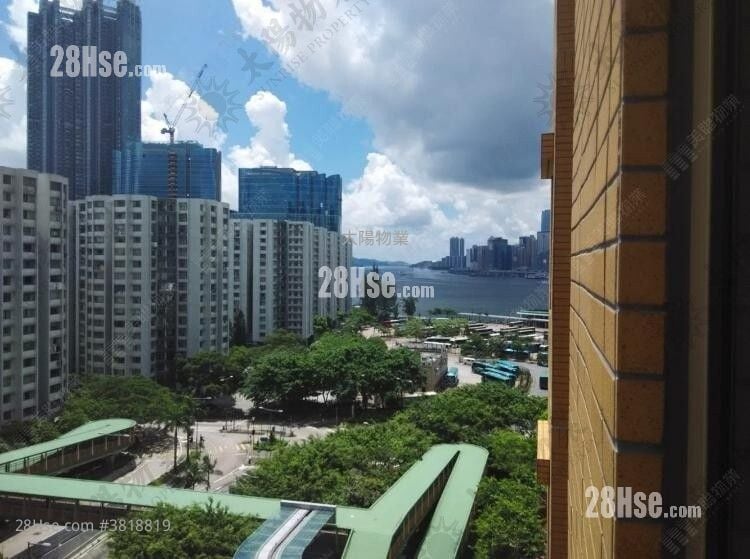 Harbour Place Sell 3 Bedrooms 590 ft²