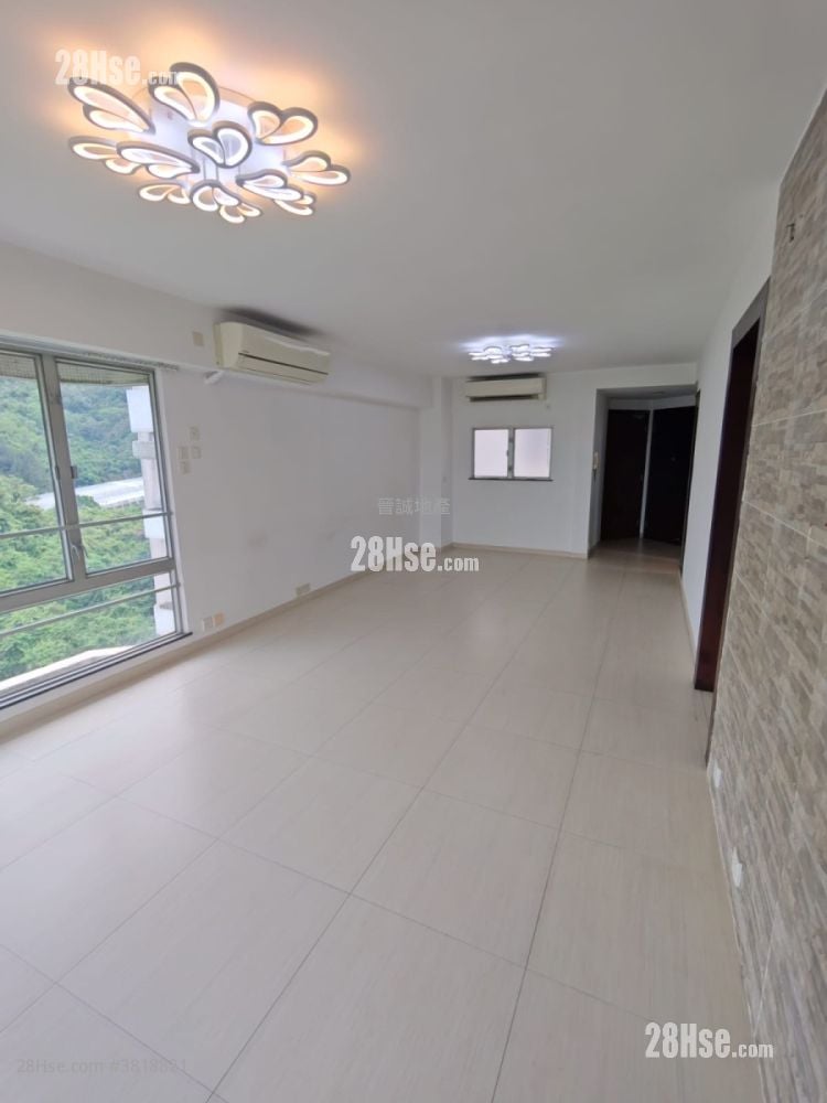 容龙居 售盘 4 房 , 3 浴室 970 平方尺