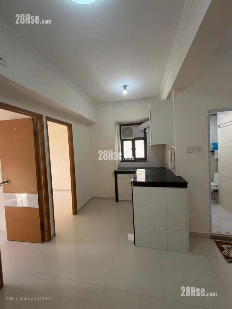 筲箕湾道350号  租盘 2 房 , 1 浴室 300 平方尺