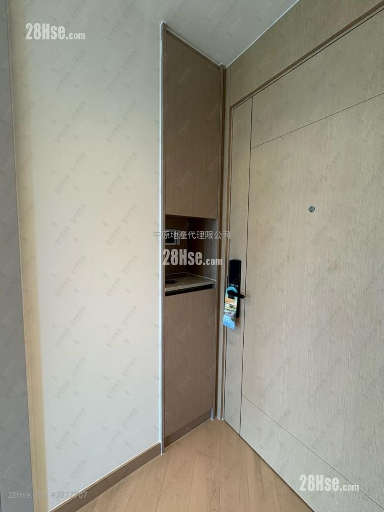 Grand Mayfair  Rental 2 Bedrooms , 1 Bathroom 384 ft²