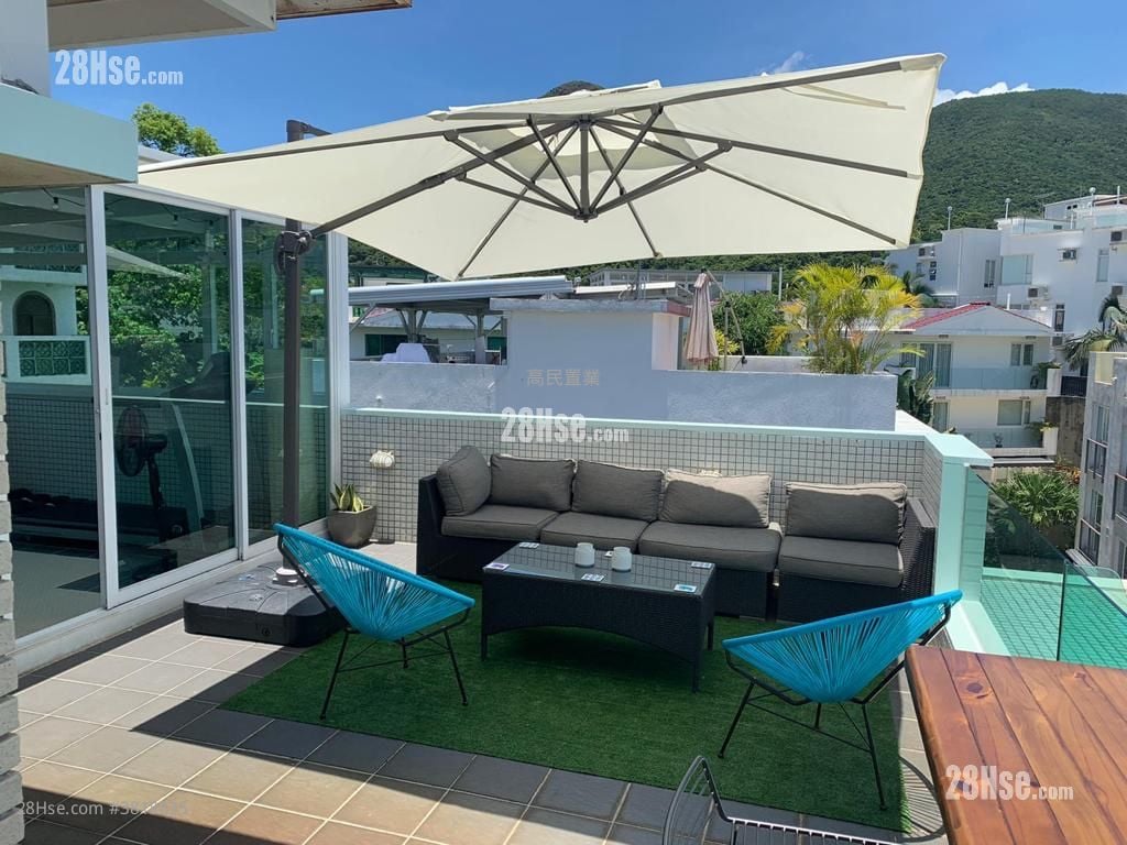 村屋 售盤 4 房 , 3 浴室 2,100 平方呎