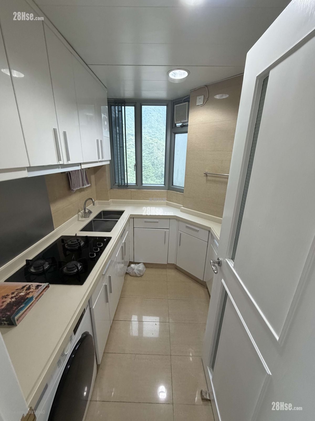 映灣園 售盤 3 房 611 平方呎