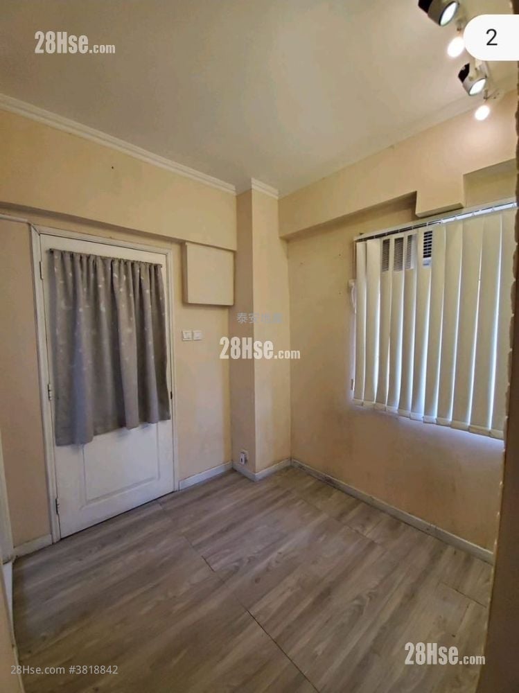 单幢楼房 售盘 1 房 , 1 浴室 301 平方尺