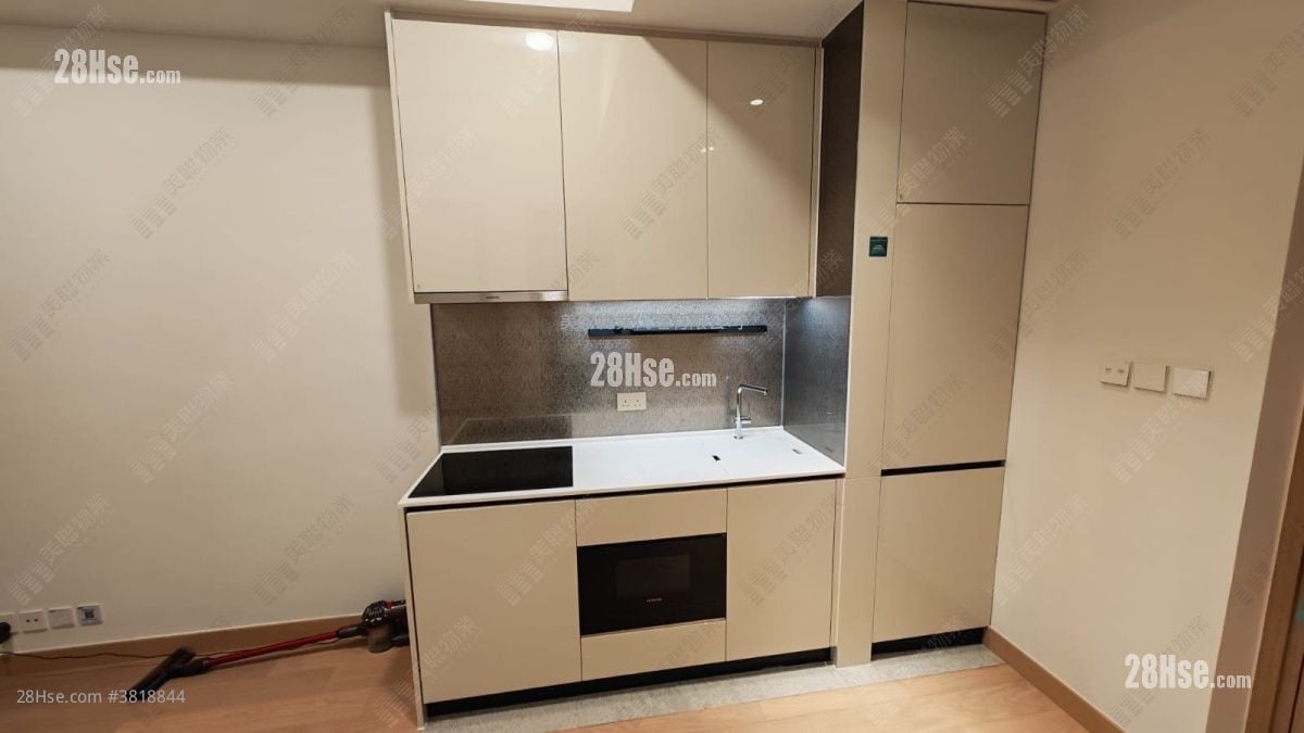 Seasons Place Rental 1 Bedroom , 1 Bathroom 323 ft²