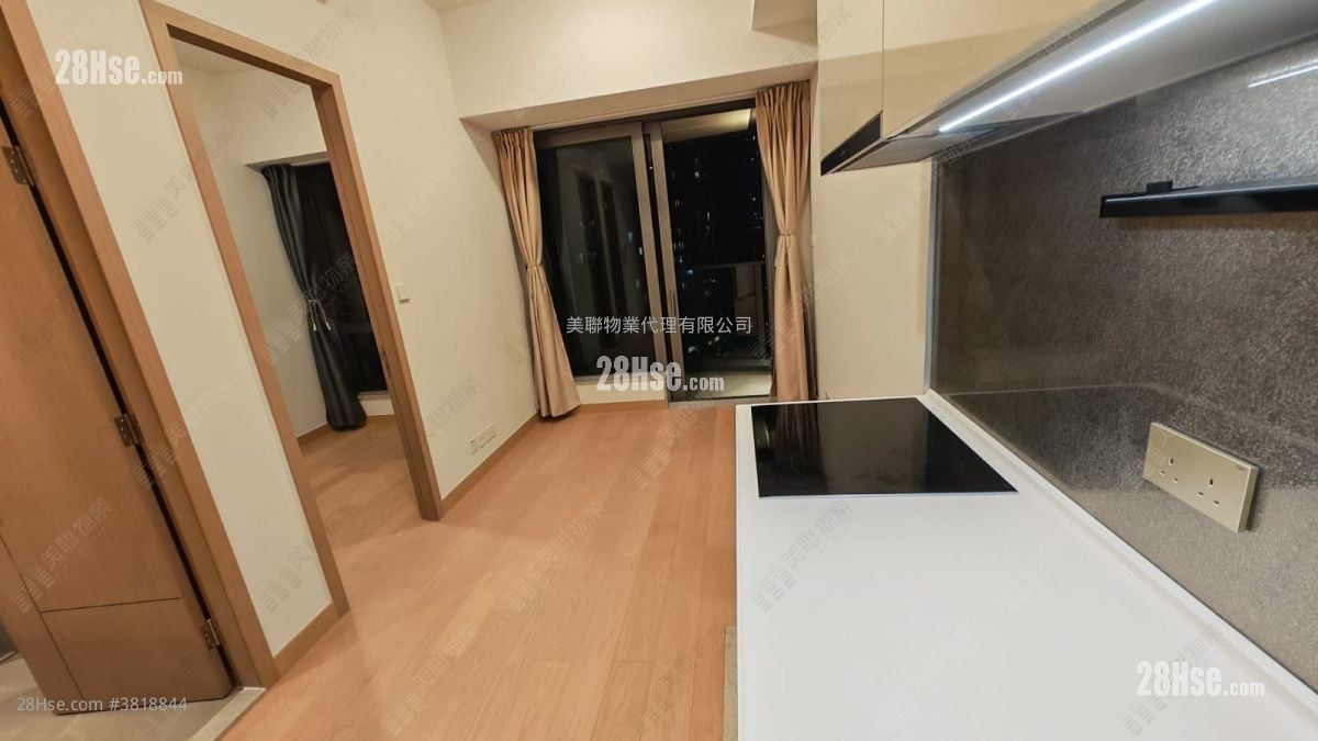 Seasons Place Rental 1 Bedroom , 1 Bathroom 323 ft²