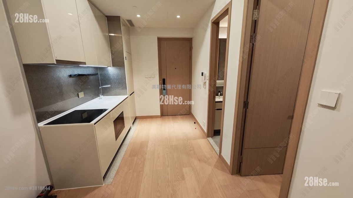 Seasons Place Rental 1 Bedroom , 1 Bathroom 323 ft²