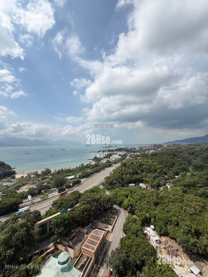 Palatial Coast Rental 5+ Bedrooms , 4 Bathrooms 2,209 ft²