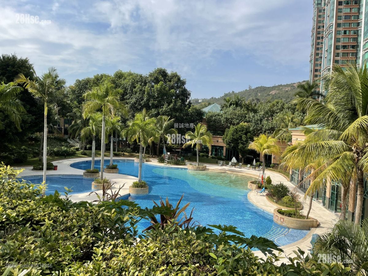 Palatial Coast Rental 5+ Bedrooms , 4 Bathrooms 2,209 ft²