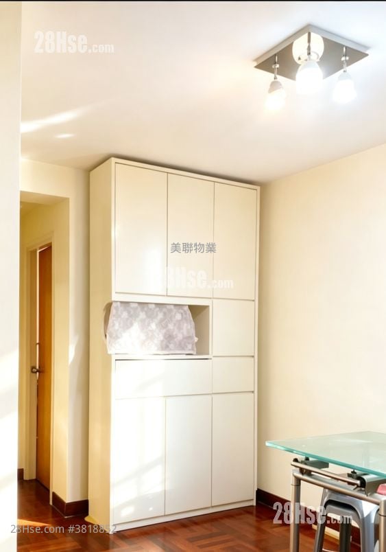 青华苑 售盘 3 房 , 1 浴室 554 平方尺