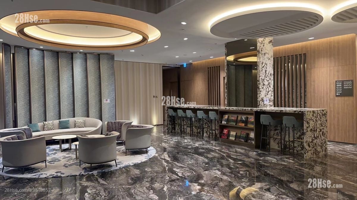 Centra Horizon Sell 2 Bedrooms , 1 Bathroom 556 ft²