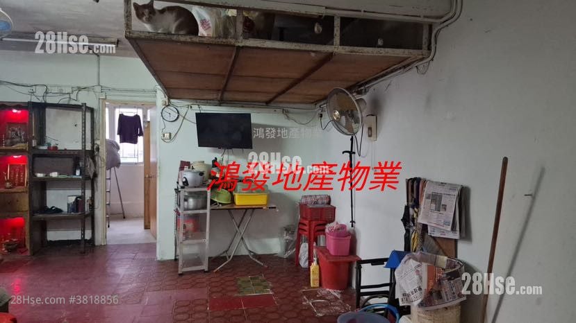 Lung Wa Building Sell 3 Bedrooms , 1 Bathroom 629 ft²