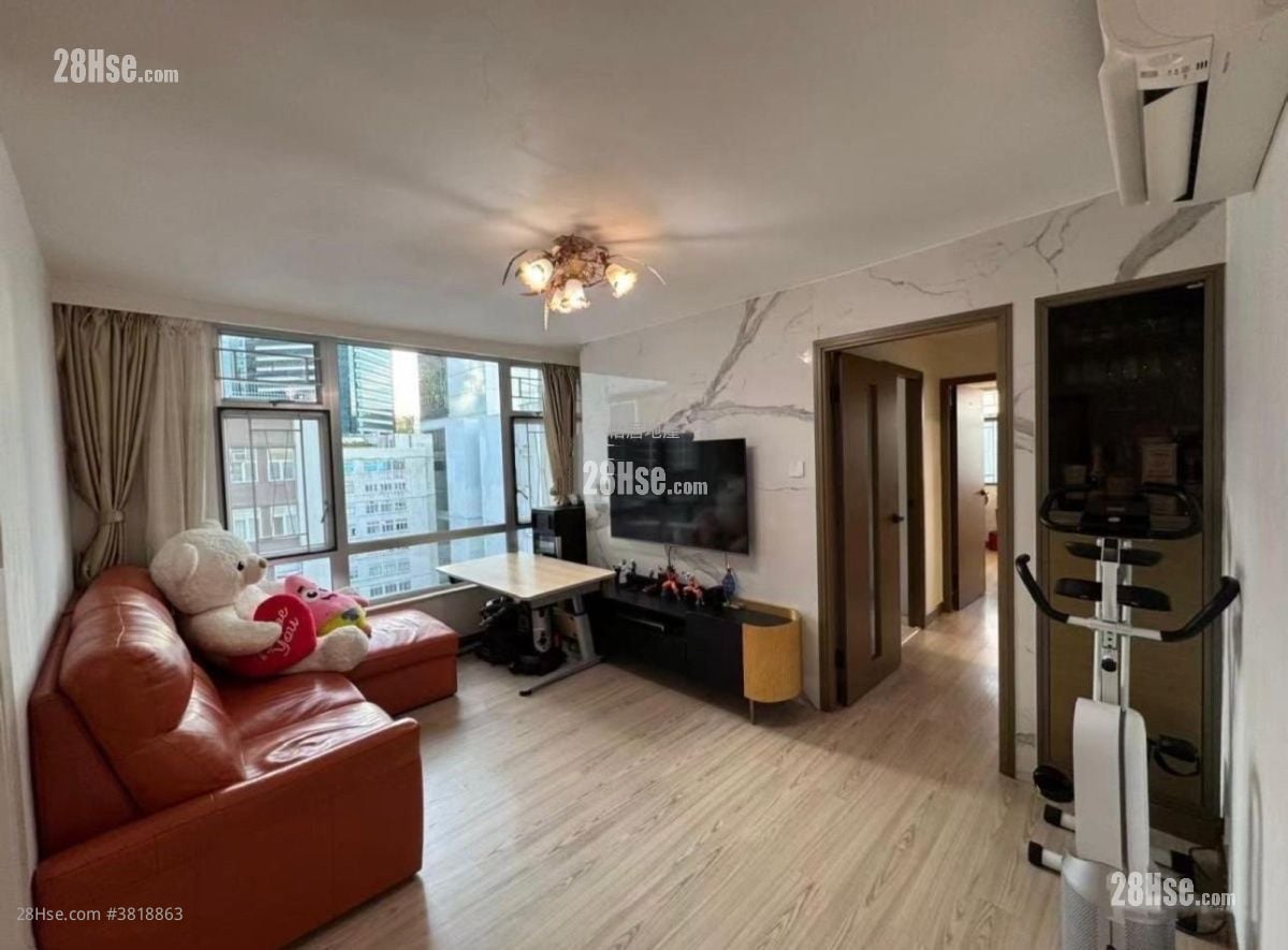 Taikoo Shing Sell 703 ft²