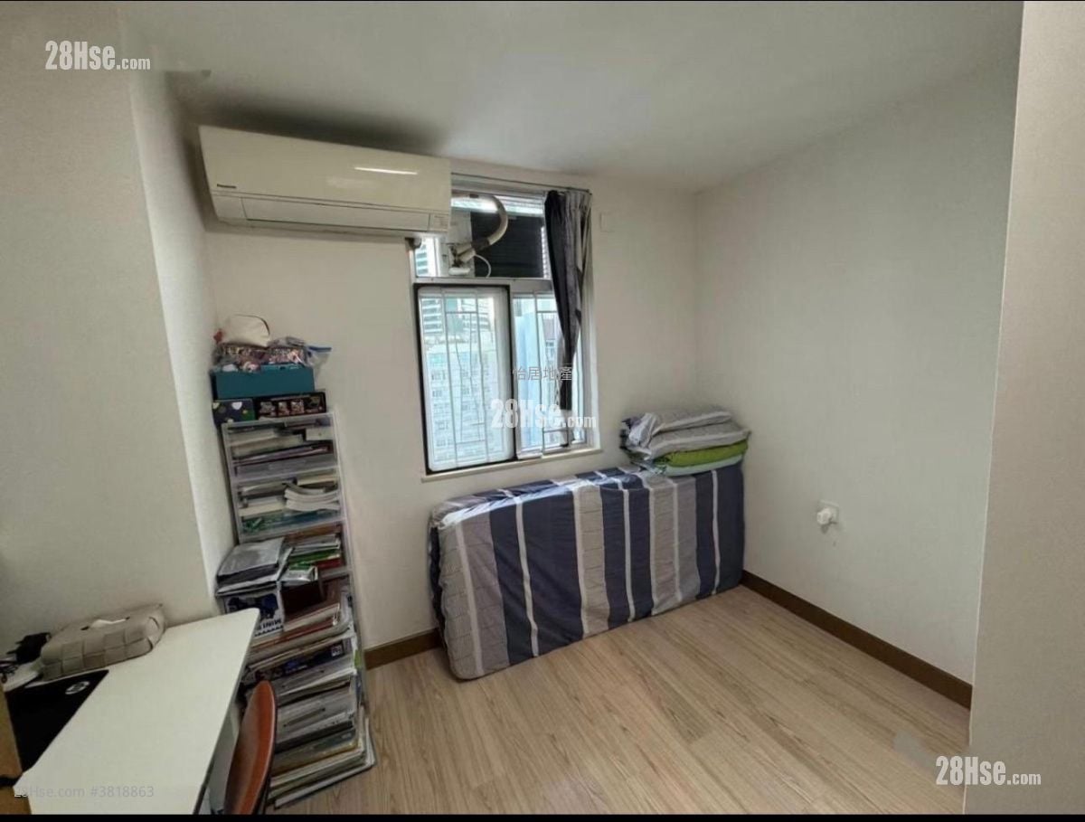 Taikoo Shing Sell 703 ft²