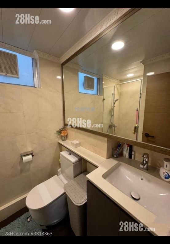 Taikoo Shing Sell 703 ft²