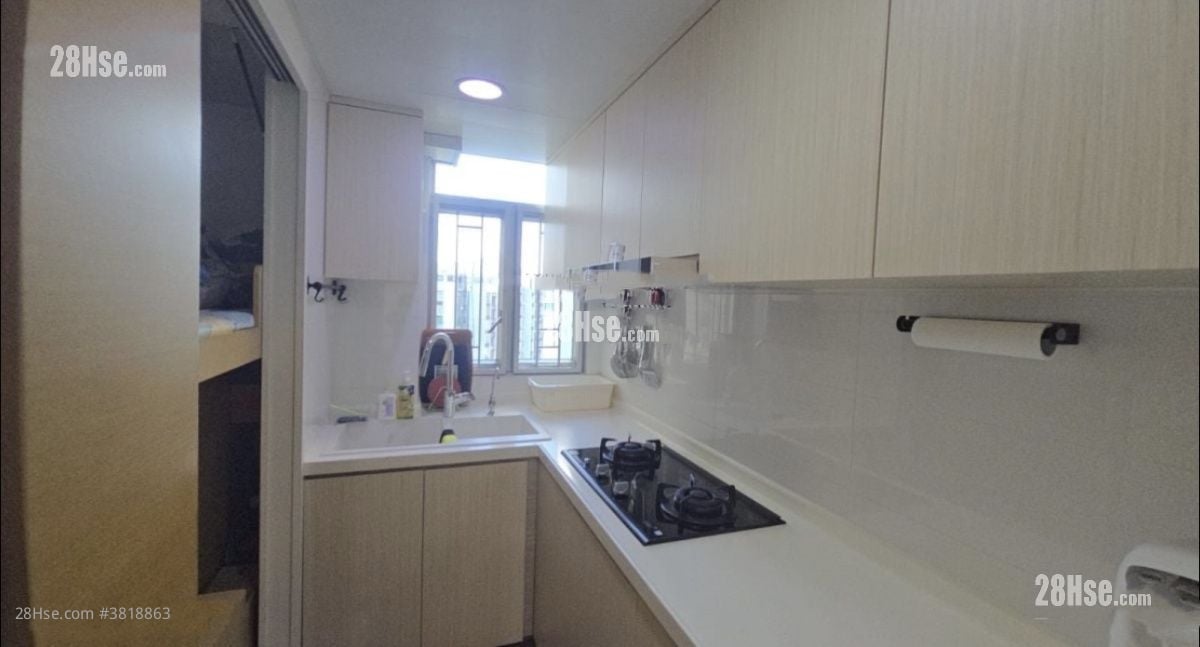 Taikoo Shing Sell 703 ft²