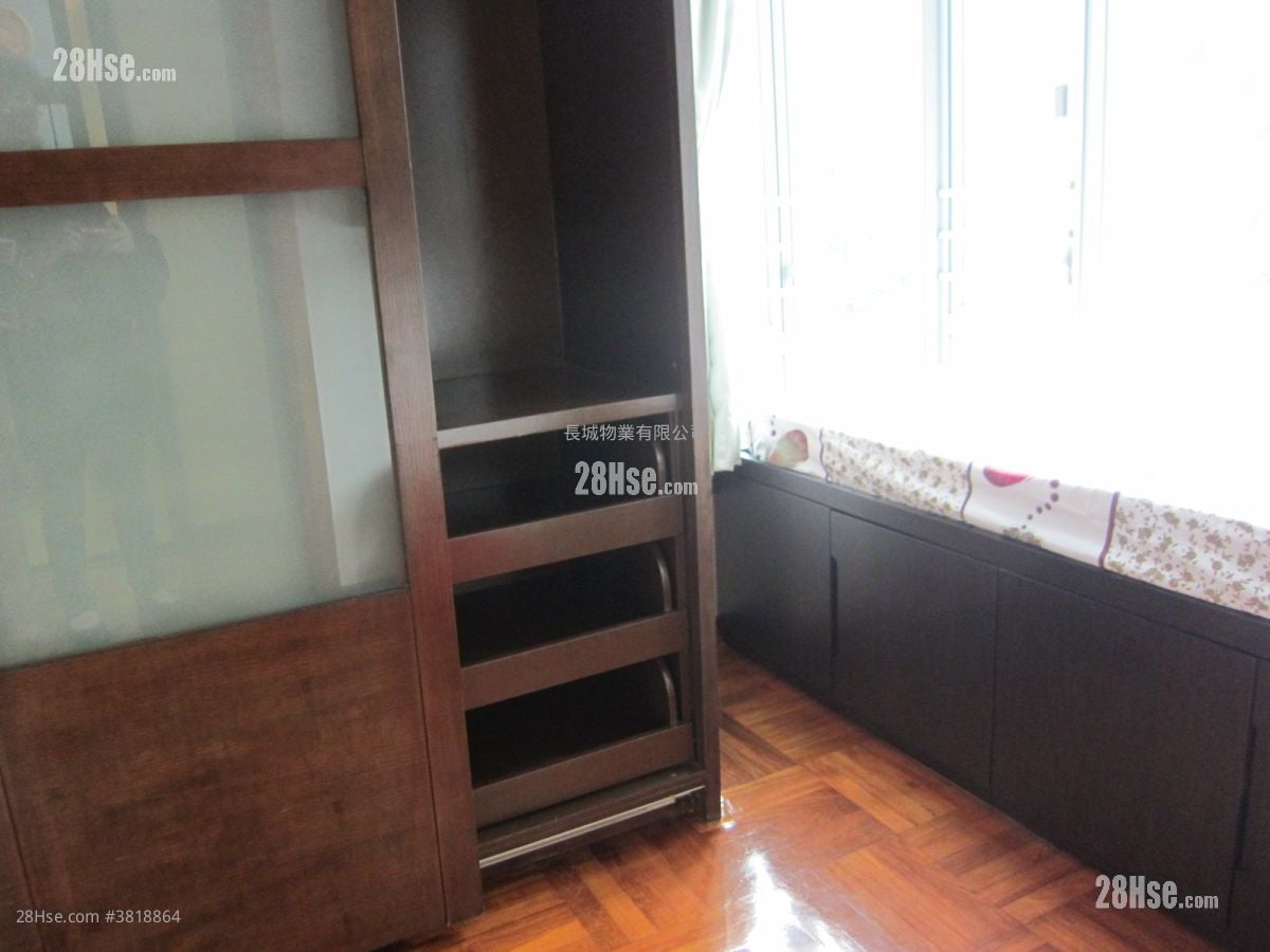 御皇台 售盘 2 房 , 1 浴室 379 平方尺