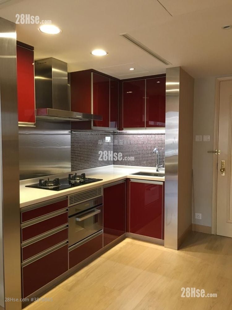 Convention Plaza Sell 1 Bedroom 565 ft²