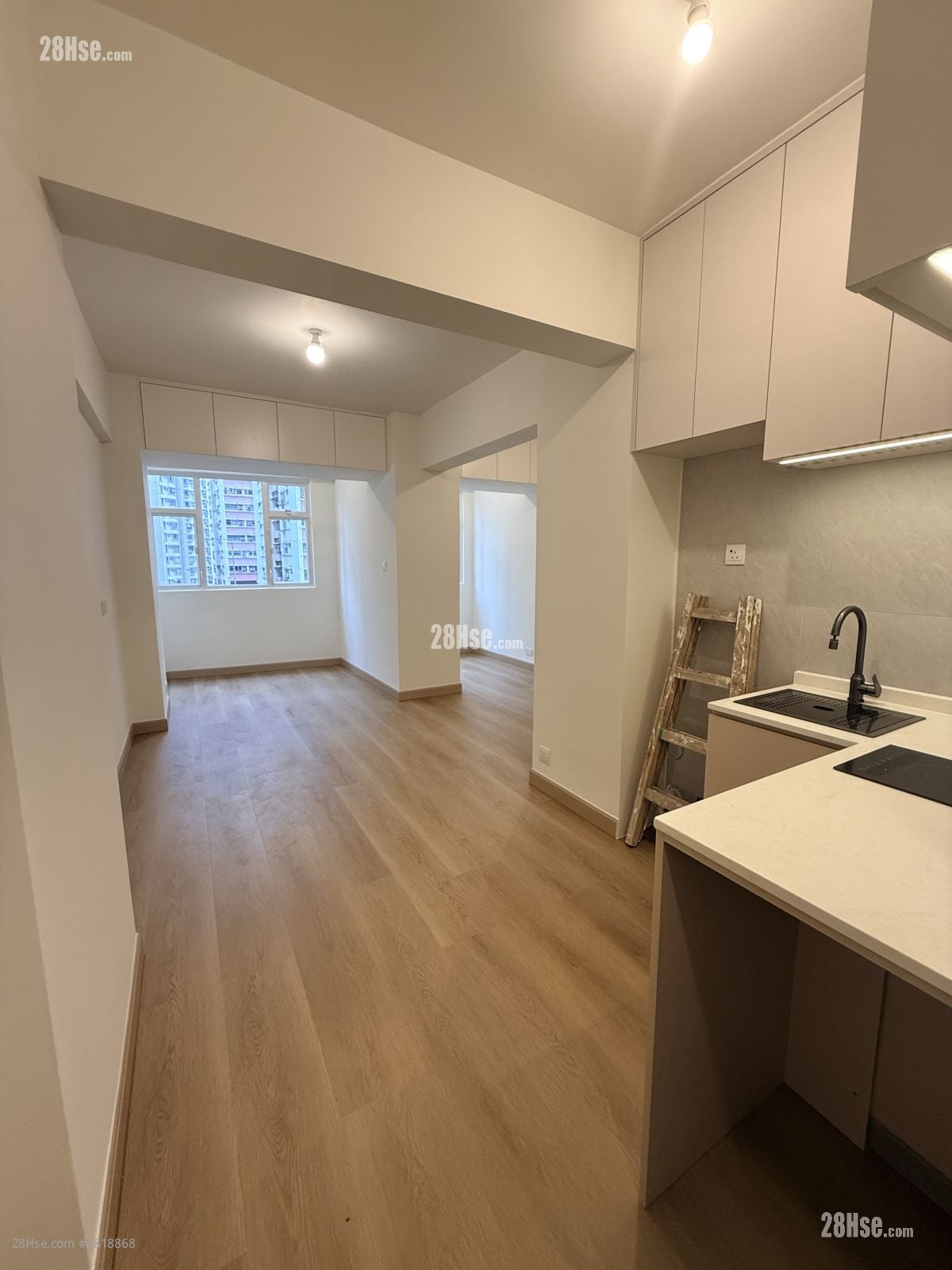 益發大廈 售盤 351 平方呎