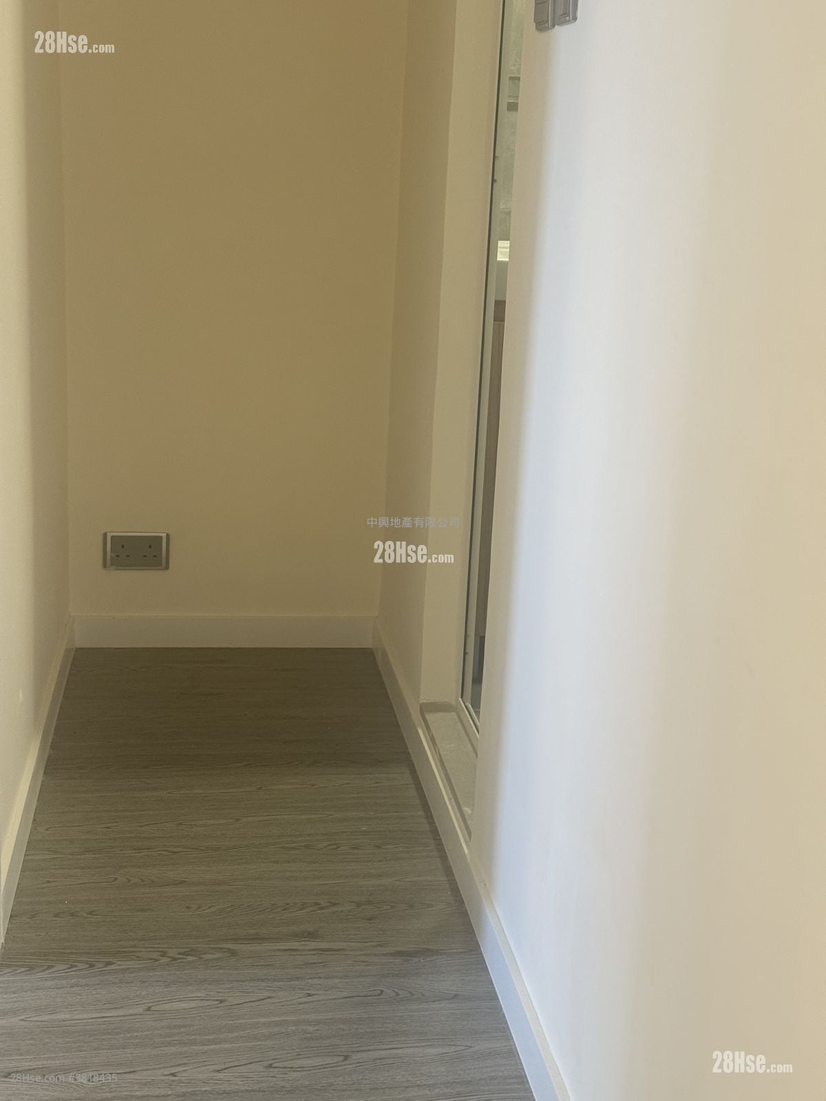 怡興閣 租盤 1 房 , 1 浴室 284 平方呎