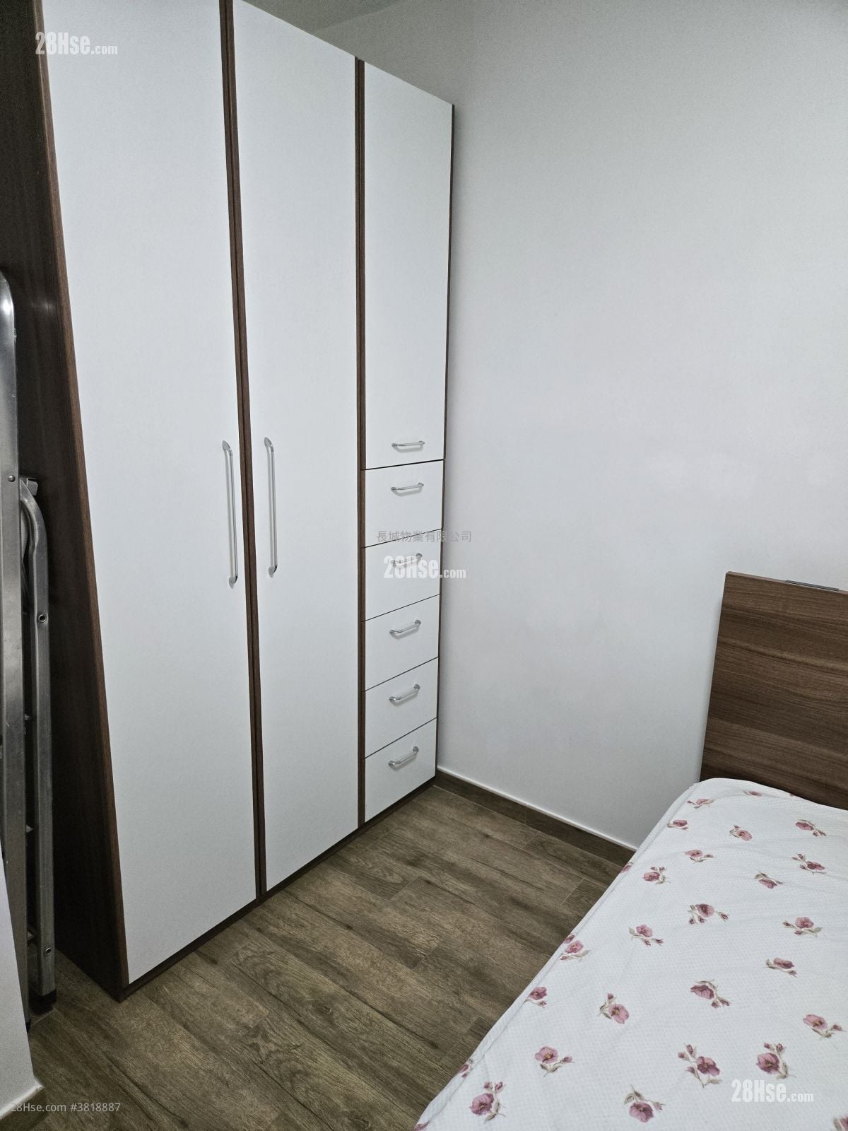 Nan Fung Sun Chuen Rental 3 Bedrooms , 1 Bathroom 570 ft²