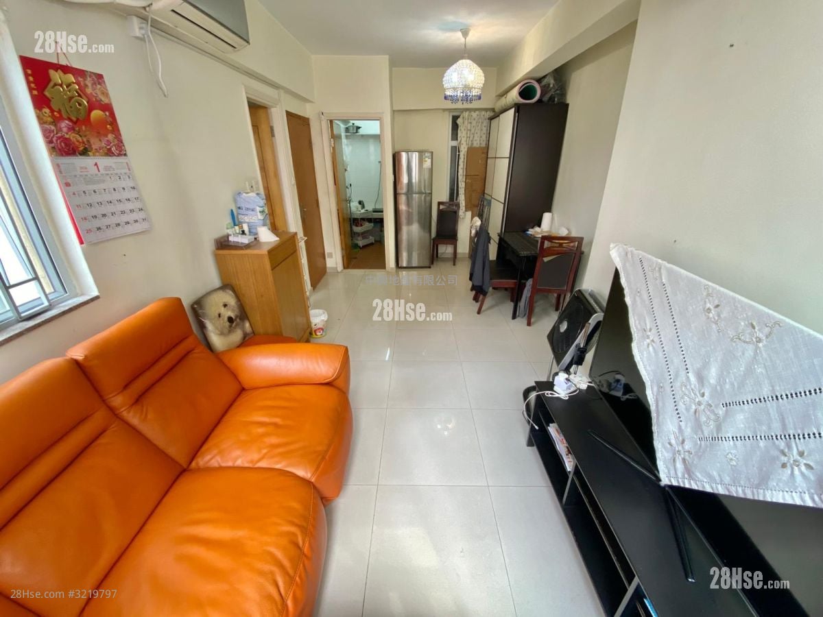 鸿运大楼 售盘 2 房 , 1 浴室 475 平方尺