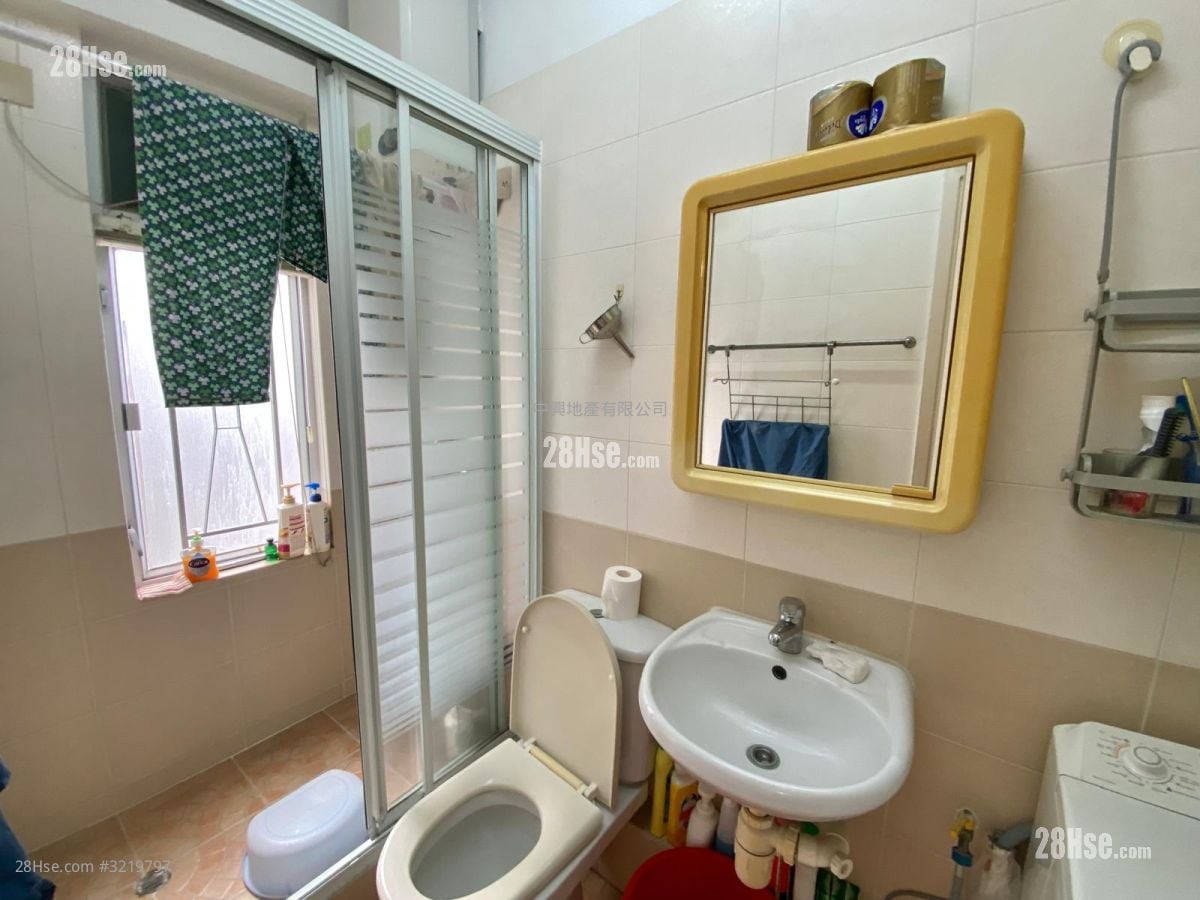 鸿运大楼 售盘 2 房 , 1 浴室 475 平方尺