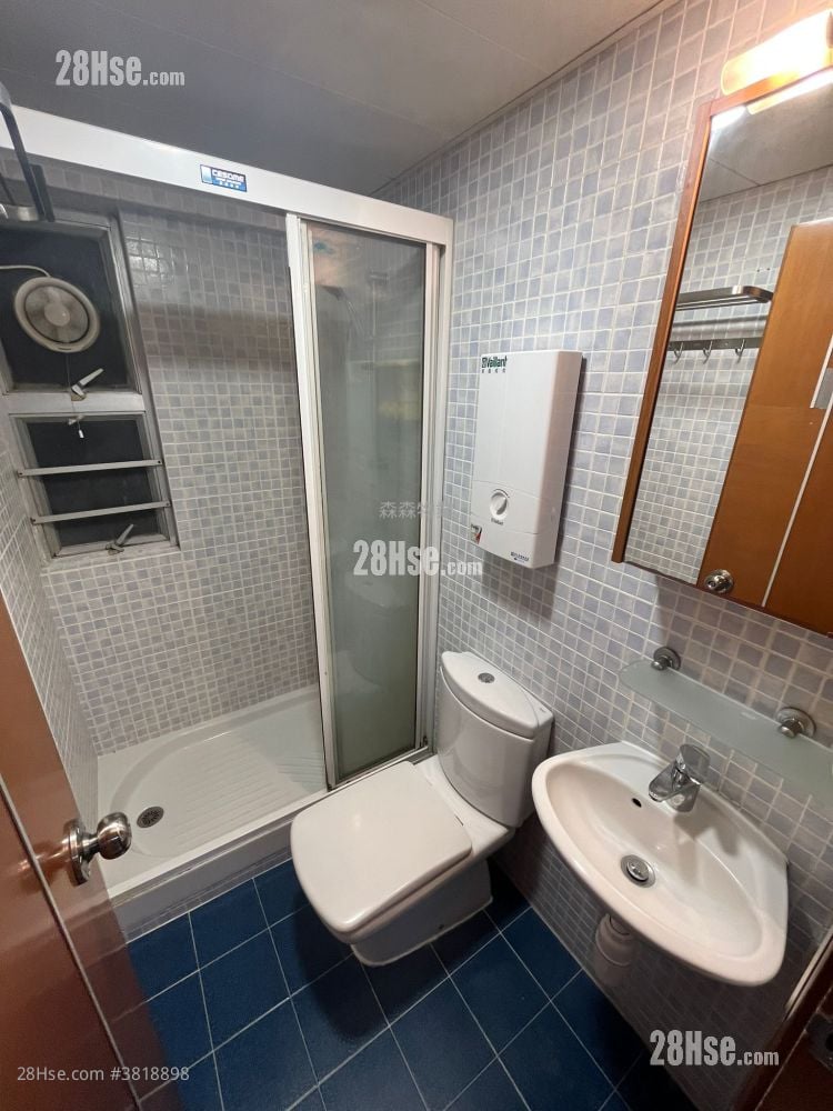 華蘭花園 租盤 2 房 , 1 浴室 390 平方呎